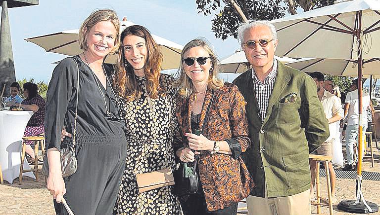 Julia Martínez-Almoyna, Teresa Veny, Mª Pilar Cavero, Andrés Mesquida.