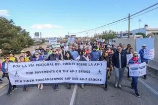 Orihuela reclama el aval de 1,2 millones para el puente peatonal sobre la AP-7