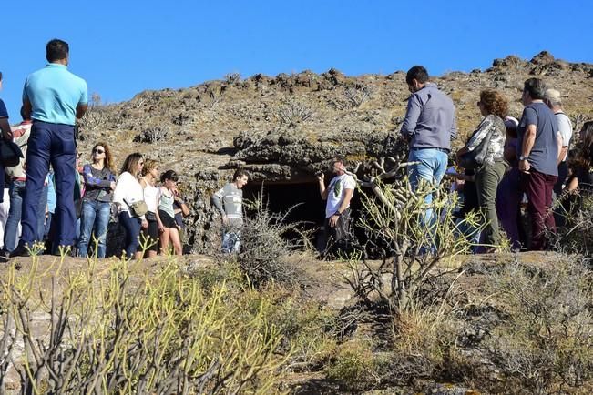 Visita al primer rayo de sol del solsticio de ...