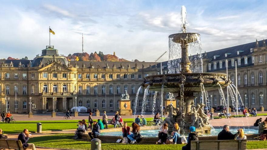 Una emblemática plaza de Stuttgart, en una imagen de archivo.