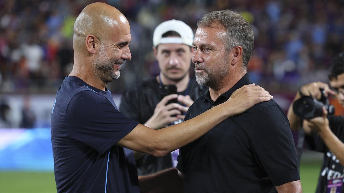 Pep Guardiola saluda con afecto a Hansi Flick