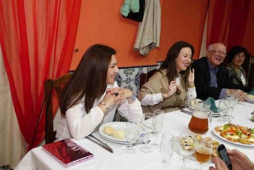 Los Nazarenos Murcianos entregan sus distinciones en su tradicional cena