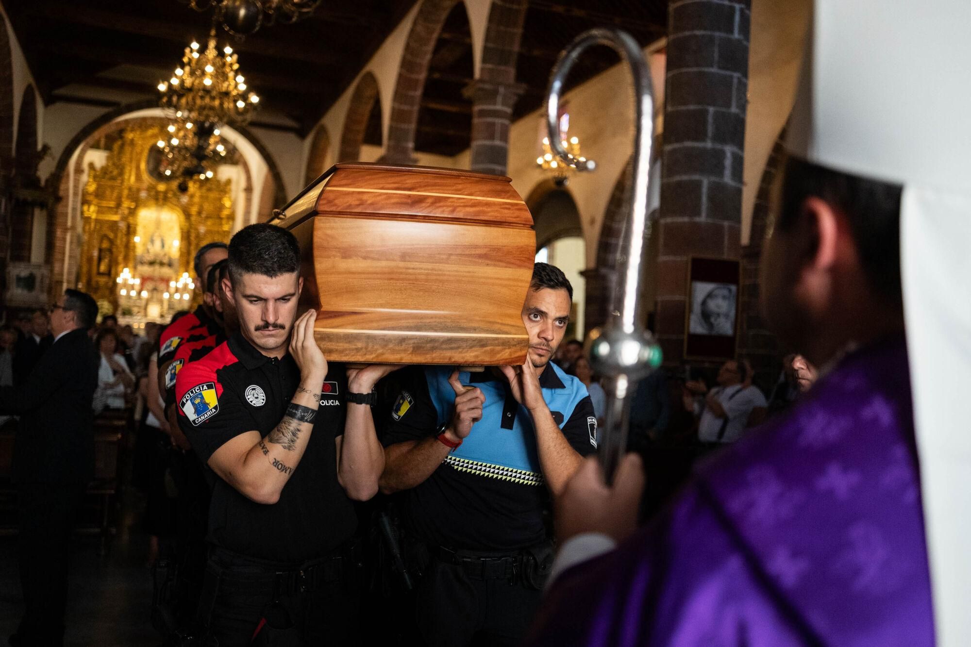 Funeral de Manuel Hermoso en Santa Cruz de Tenerife.