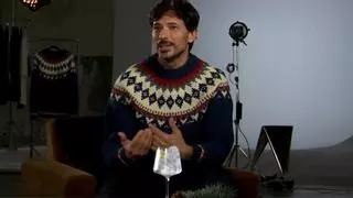 Andrés Velencoso (48 años), sobre su juventud: "Barcelona era una ciudad viva, con una vida nocturna muy activa, muy potente, con clubs, bares…"