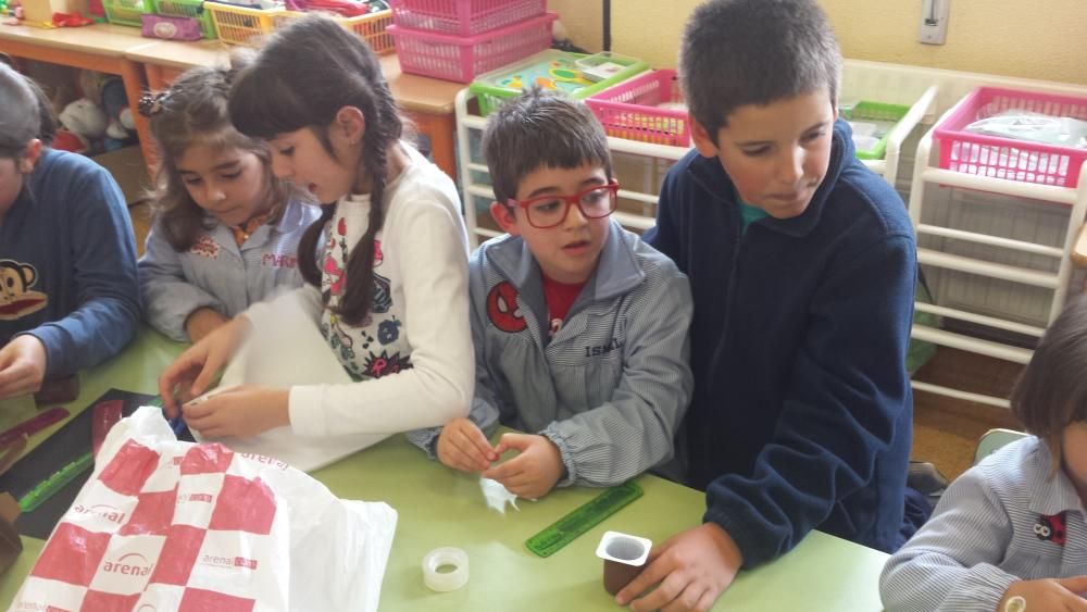 Celebración del Día del Libro en los colegios de Gijón