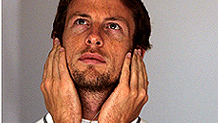 Button domina la primera sesión de entrenamientos libres en Montmeló