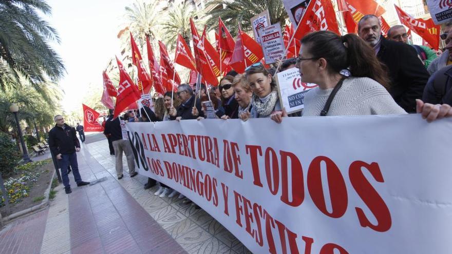 Un momento de la protesta de este mediodía