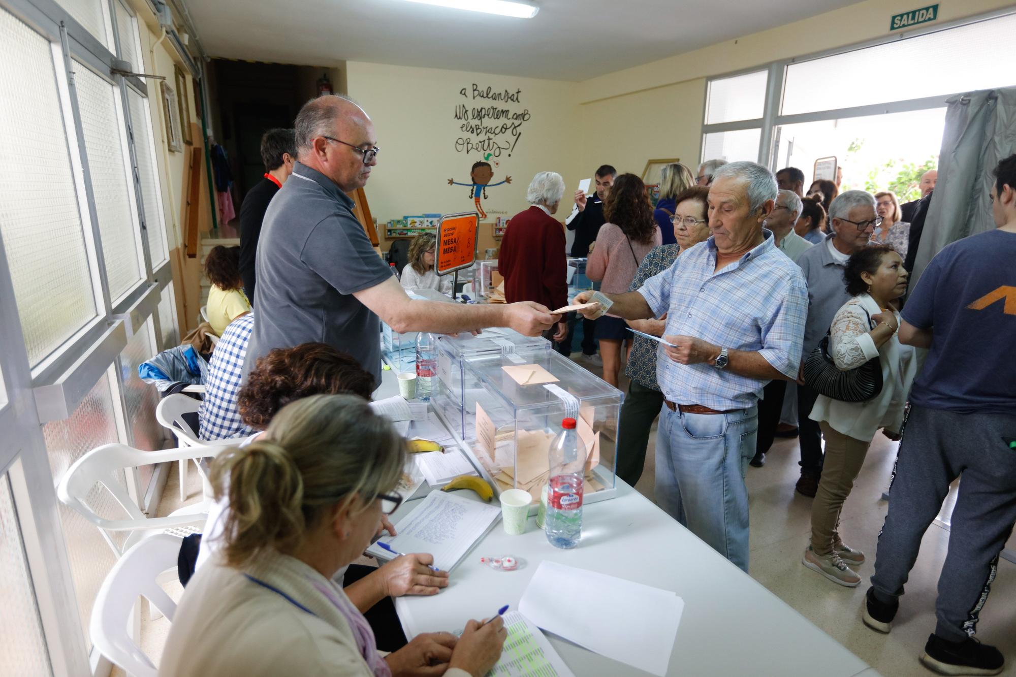 Todas las imágenes de la jornada de elecciones en Ibiza y Formentera