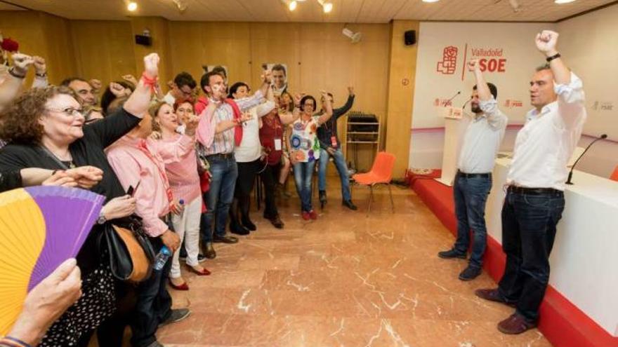 El secretario general del PSOE de Castilla y León, Luis Tudanca, después de conocer que Pedro Sánchez ganaba las primarias.