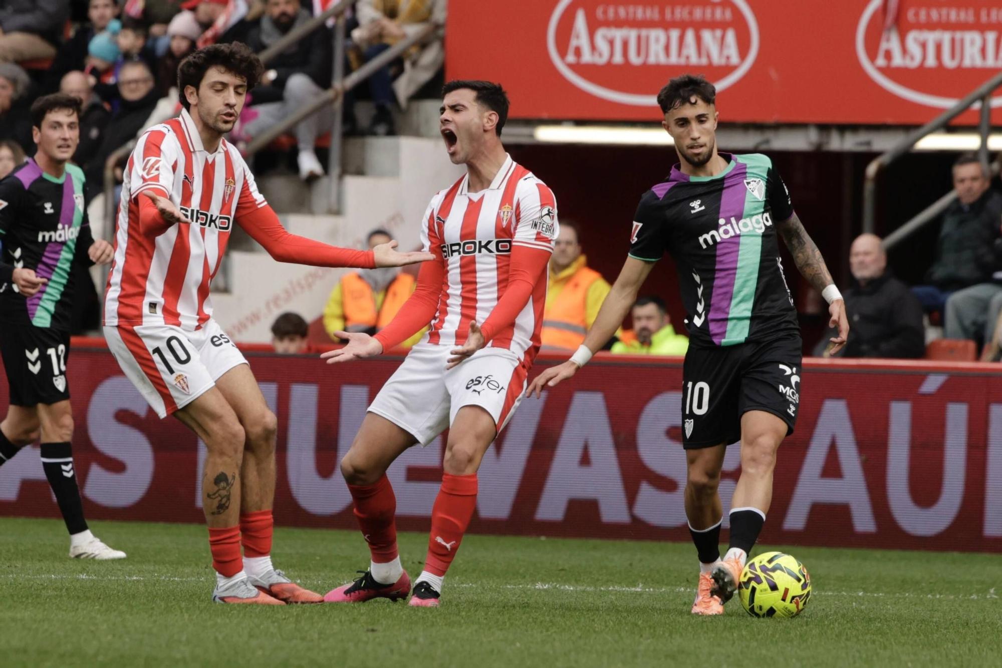 EN IMÁGENES: El partido Sporting- Málaga en el Molinón