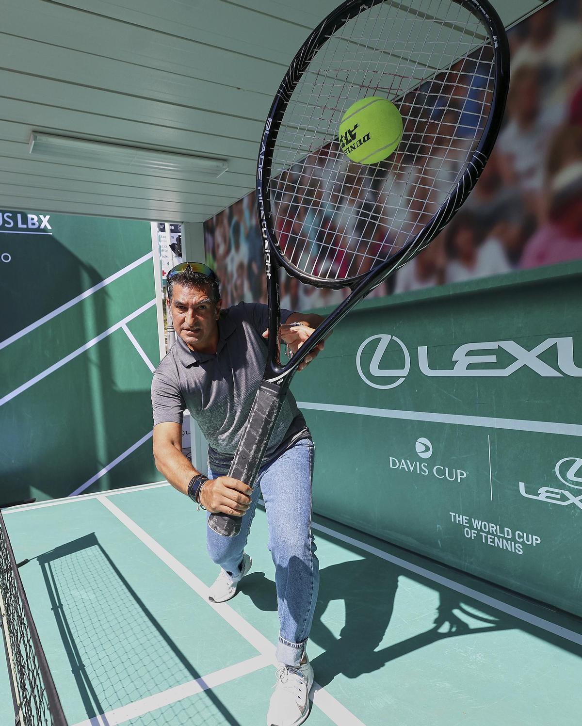 Empieza el espectaculo de la Davis