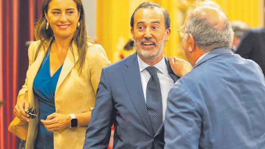 Prohens mantiene a Le Senne a cambio de que Vox siga pactando