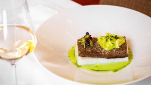 El pez y la revolución, nuevo plato de Pabellón de Florida Park inspirado en grandes obras durante la Feria del Libro.