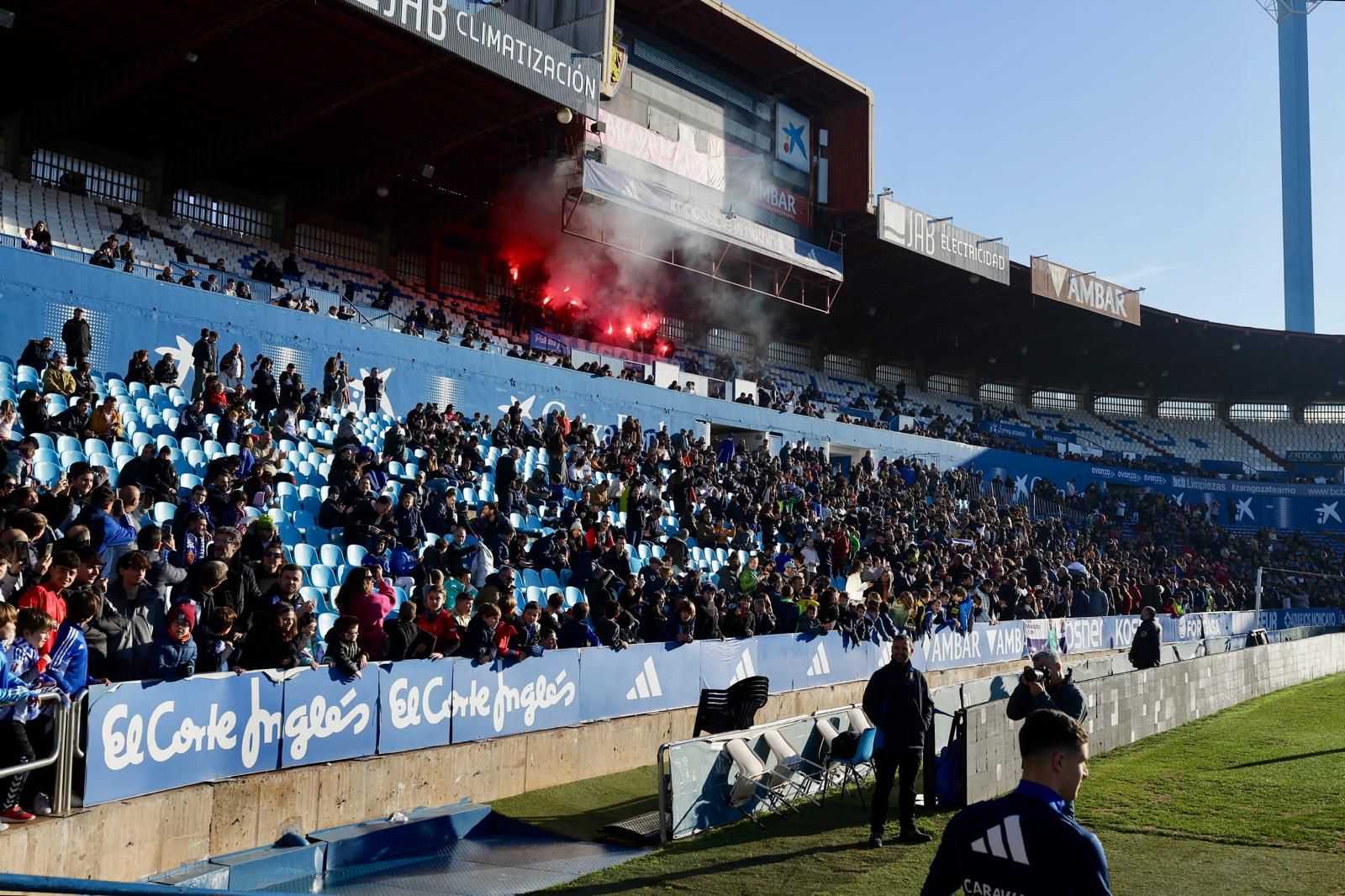 EN IMÁGENES | Gran ambiente en el entrenamiento a puertas abiertas del Real Zaragoza
