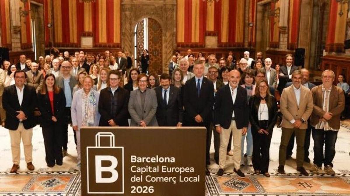Presentación de la Capitalidad Europea del Comercio de Proximidad de Barcelona en el Saló de Cent, este martes.