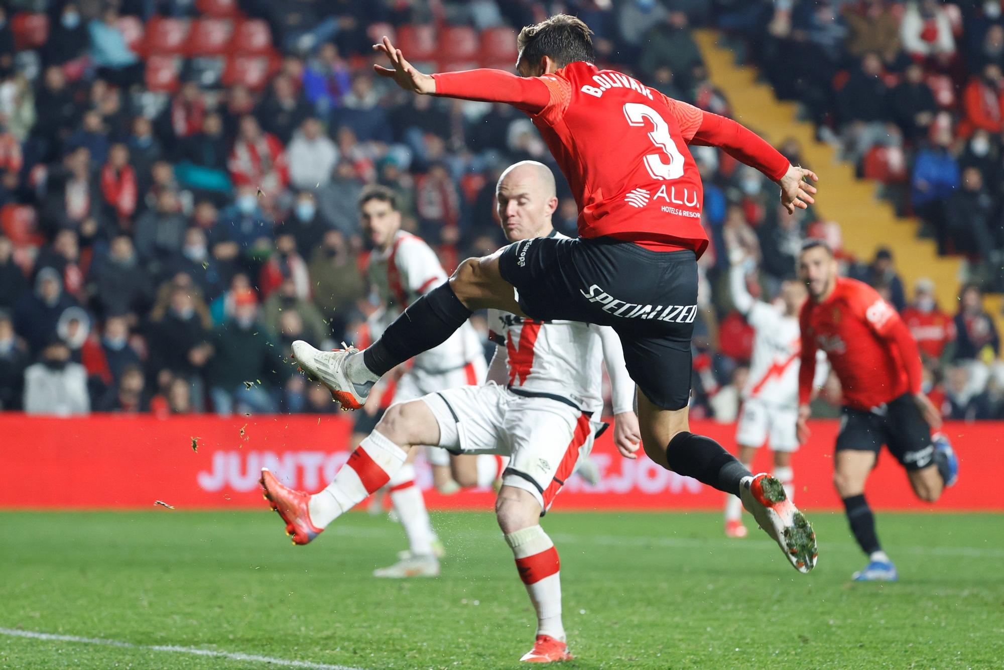 Esperpéntico Mallorca en Vallecas (3-1)