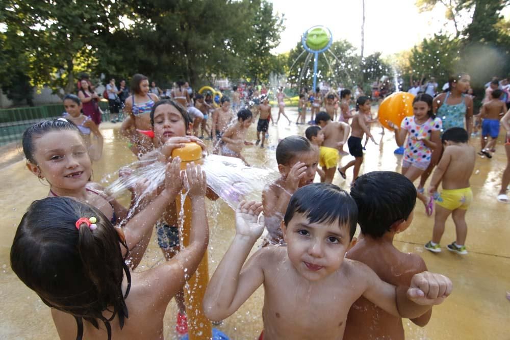 Tarde de bañador en la Ciudad de los Niños