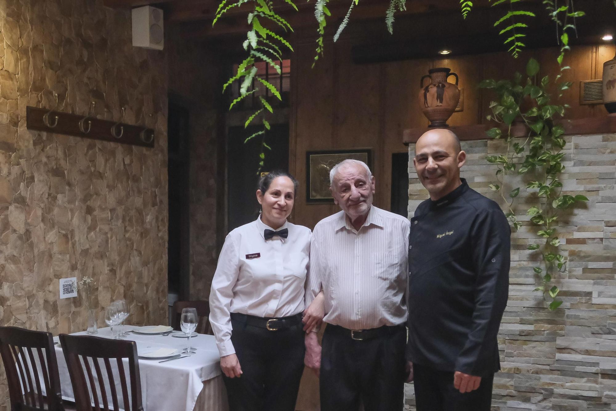 Serie Jilorio: Restaurante El Vinco, La Atalaya.