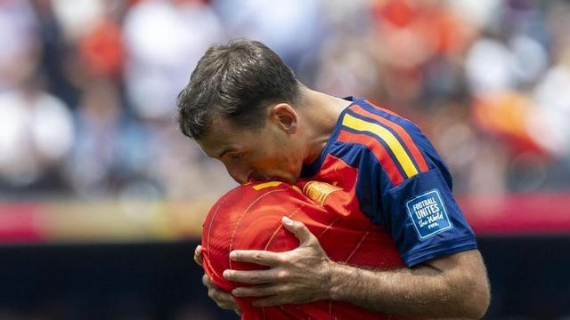 Mikel Oyarzabal celebra el seu segon gol davant Àustria en el Mundial