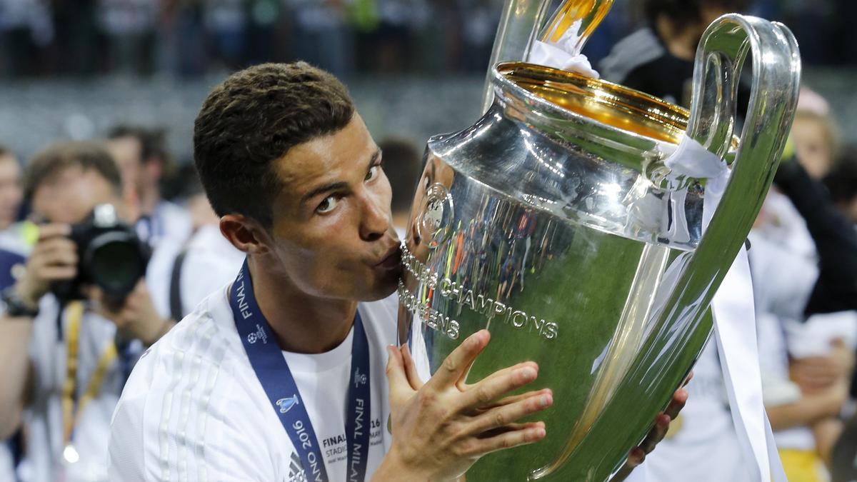 Cristiano Ronaldo, 33 títulos