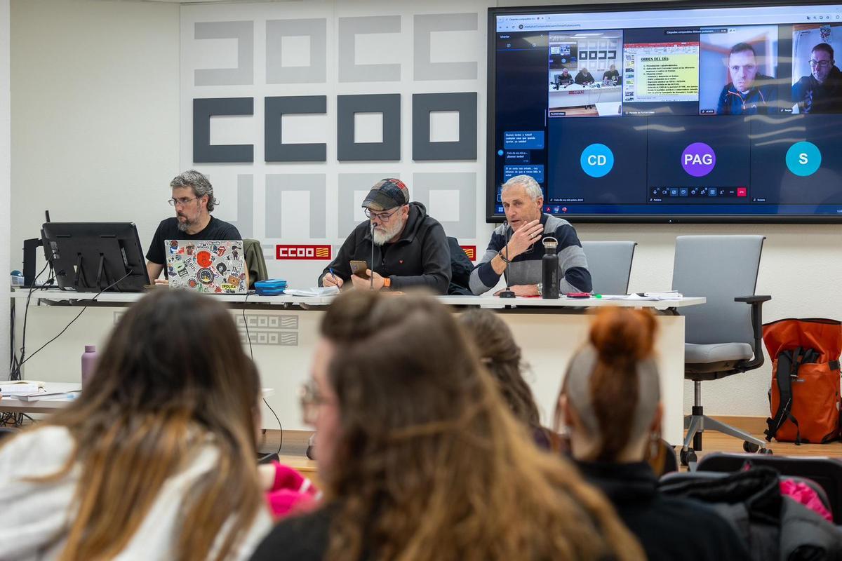 Asamblea de la Plataforma por un Convenio Aragonés de Reforma y Protección, este jueves en Zaragoza.