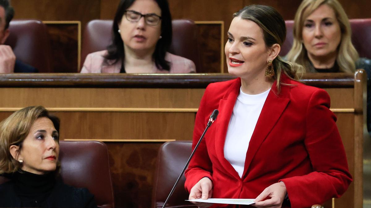 La diputada del PP, Marga Prohens, durante la sesión de control al Gobierno celebrada este miércoles en el Congreso.