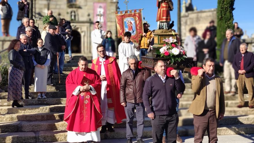 Los mecos pasean con San Vicente