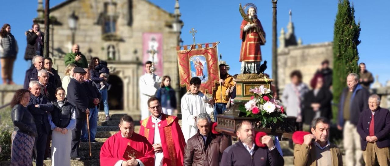 Un momento de la procesión celebrada ayer en San Vicente de O Grove.