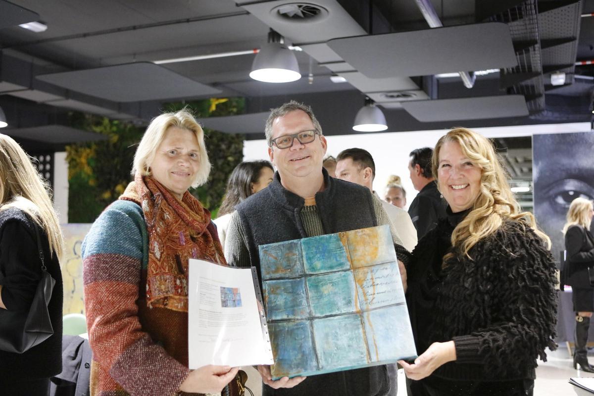 Künstlerin Talia Christa Oberbacher verkaufte ihr erstes Gemälde.