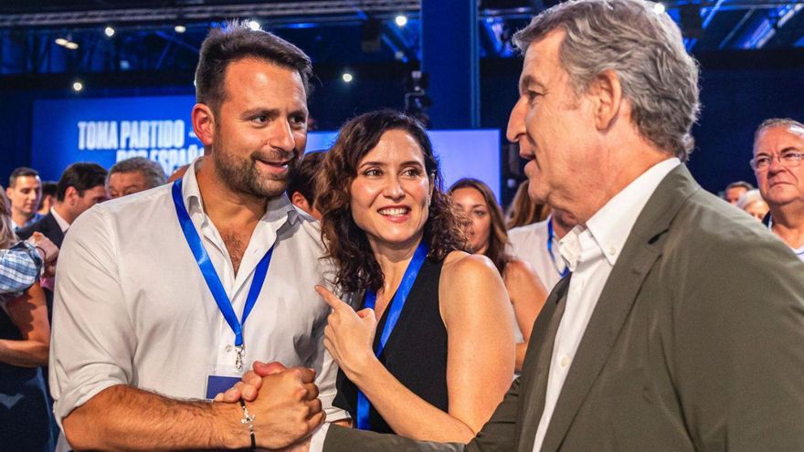 Ayuso participa el día 29 en Llanes en la entrega del premio social del PP