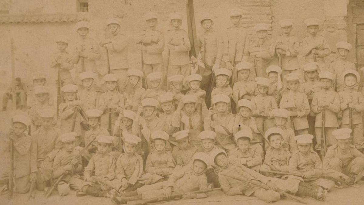 Imagen del Batallón Infantil de Xàtiva.