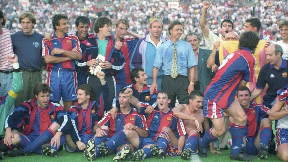 El dream team celebra la Liga 92-93 en el Camp Nou después de la derrota del Madrid en Tenerife.