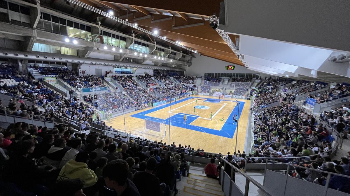 Aspecto que presentaba el Palau de Son Moix, con 3.850 espectadores que disfrutaron con el triunfo del Mallorca Palma Futsal.