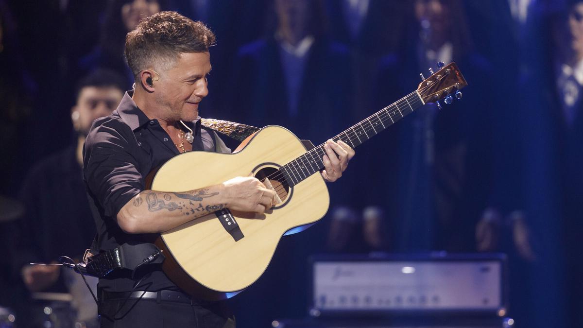 El cantante Alejandro Sanz durante la gala de entrega de la 39º edición de los Premios Goya.