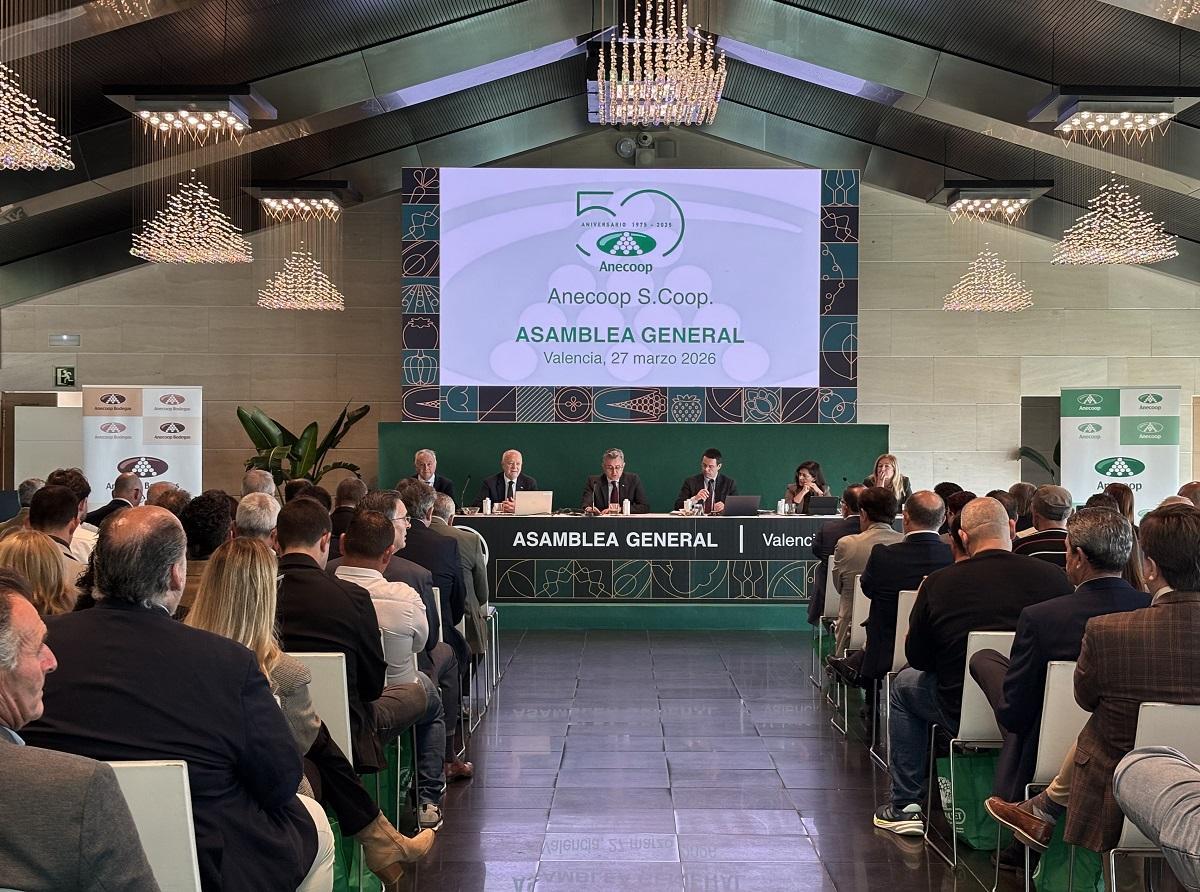 Un momento de la asamblea de Anecoop.