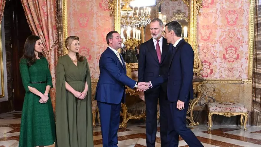 Felipe VI pide "contención en el uso de la fuerza" ante la escalada en Oriente Próximo