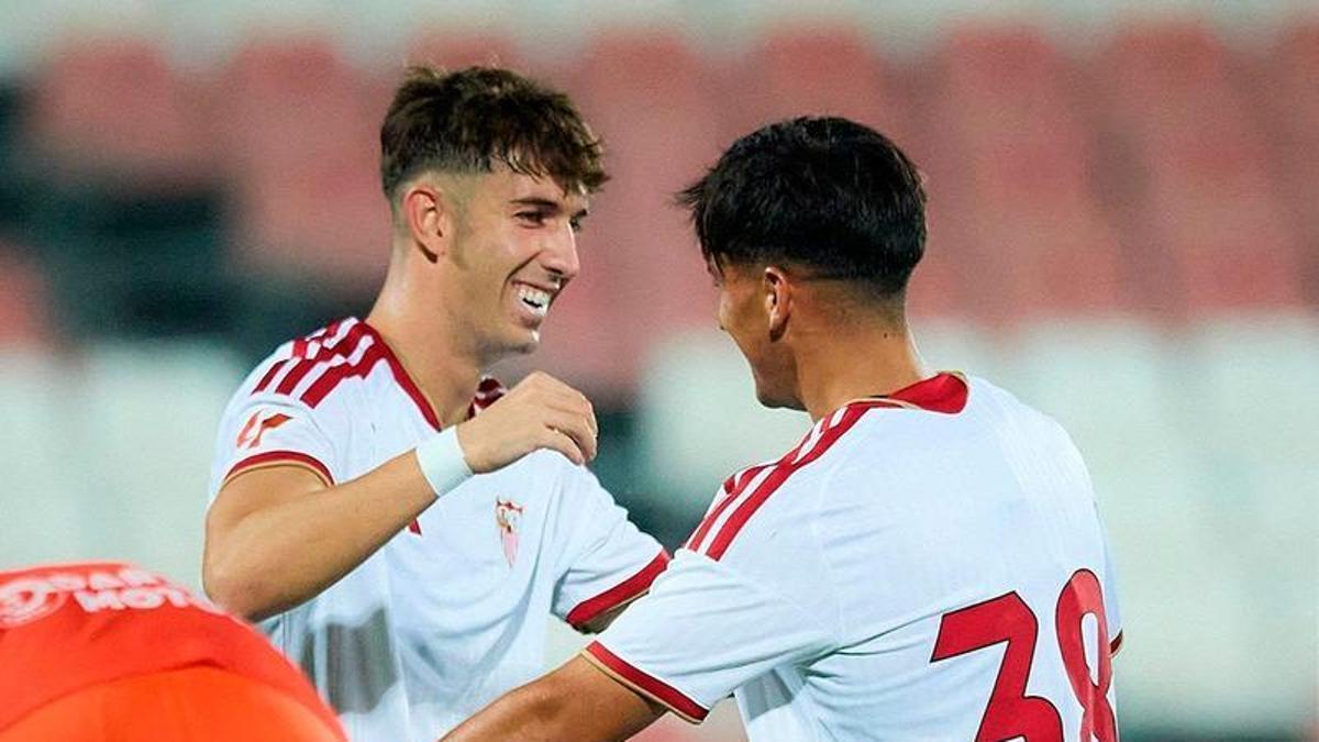 Dudas en el Sevilla FC contra el Ceuta y en el mercado de fichajes (2-1)