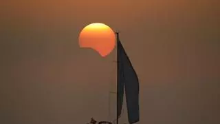 Cómo observar el eclipse solar total: estas son las recomendaciones de los expertos