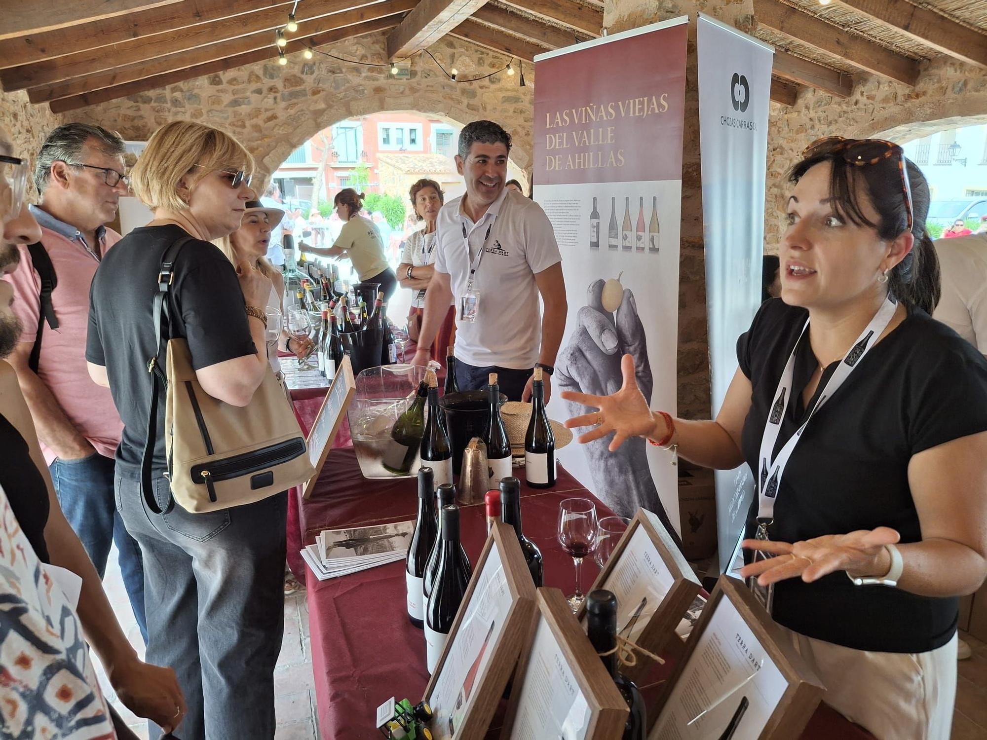 Singulares, de "poble" e insulares: la gran fiesta del vino en el riurau de Jesús Pobre (imágenes)