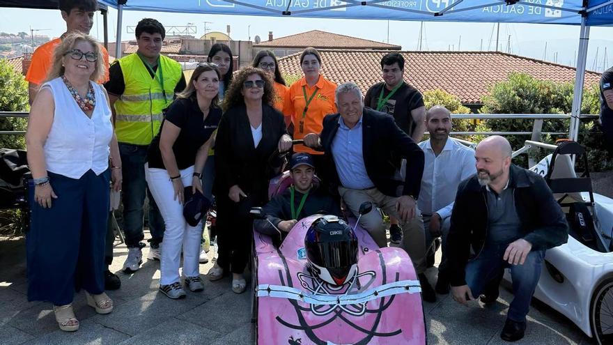 La FP gallega de la automoción se exhibe en Sanxenxo