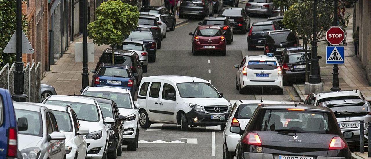 Coches por Ciudad Naranco.