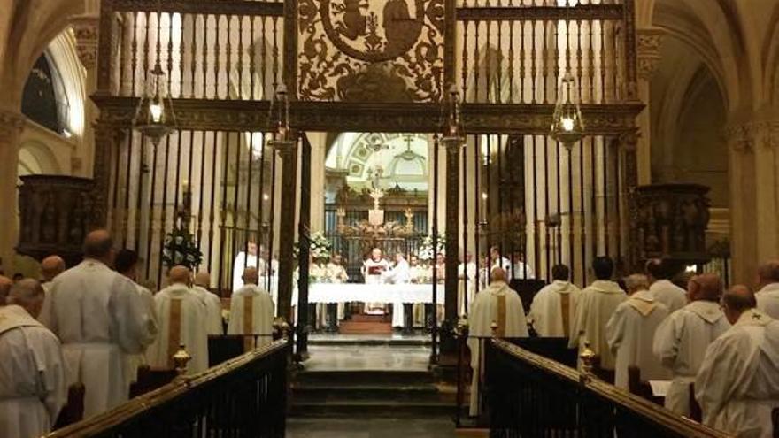 La Catedral acoge la celebración del Día del Clero con sacerdotes de toda la diócesis