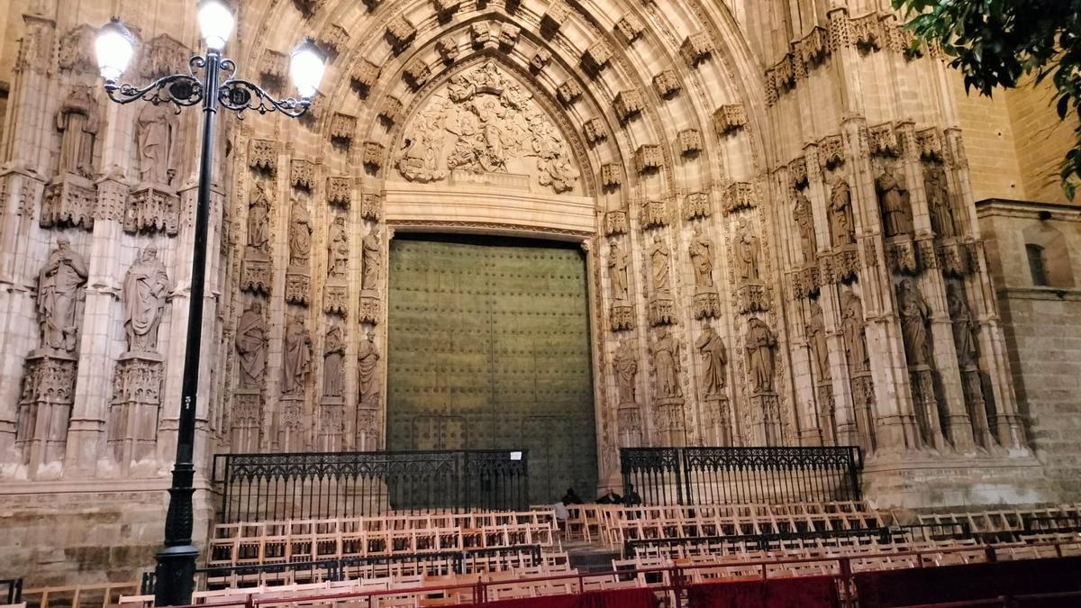 Puerta de la Asunción de la Santa Iglesia Catedral de Sevilla
