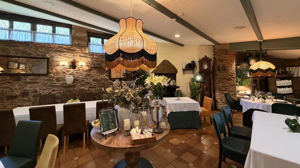 Un popular influencer gastronómico se rinde a un restaurante "de pueblo" a media hora de Santiago