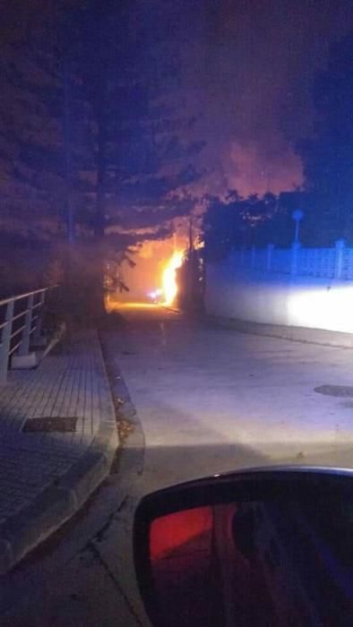 Viviendas afectadas por el fuego en Marxuquera.