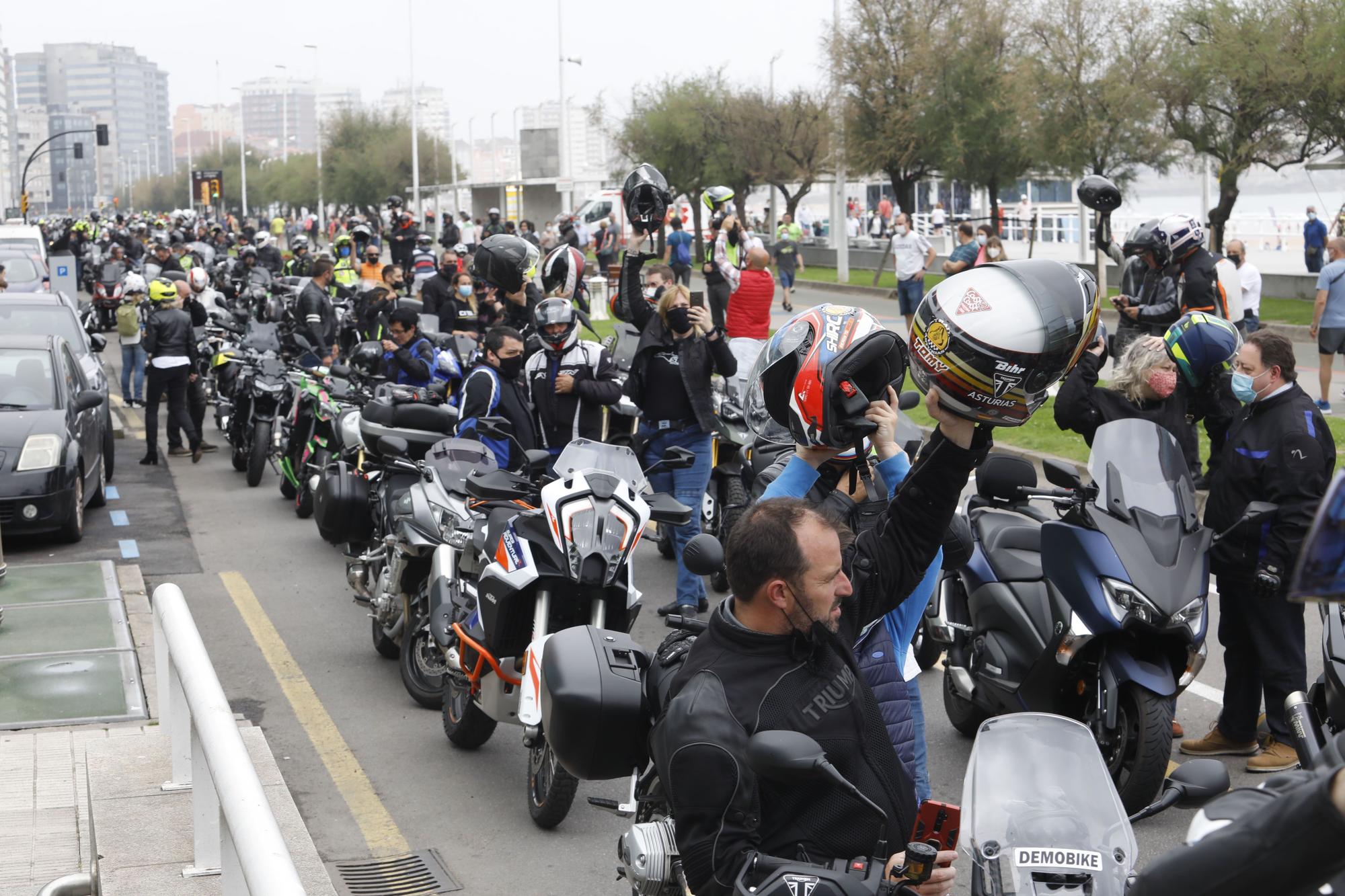 Concentración motos en Gijón