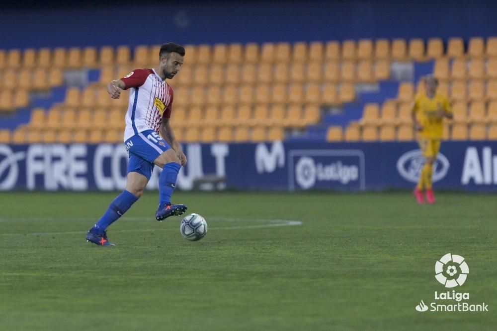 Partido de fútbol: Alcorcón-Sporting de Gijón