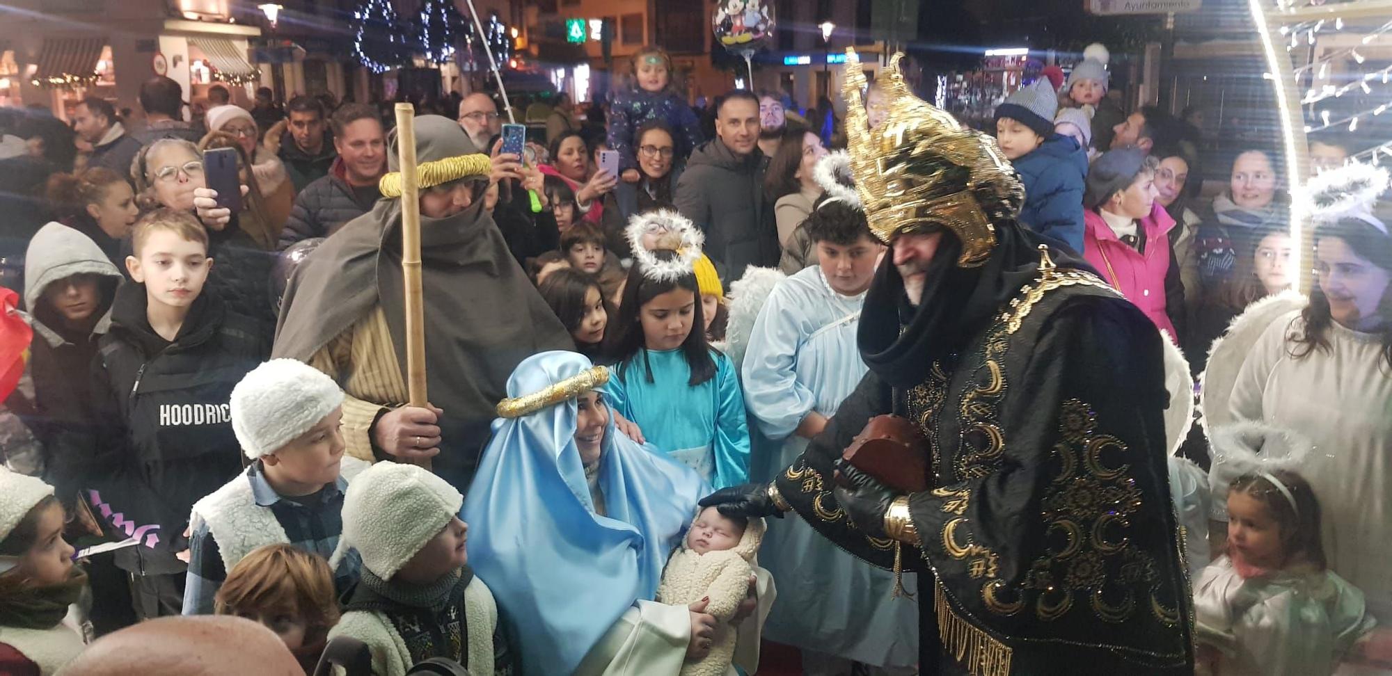 La multitudinaria cabalgata de Reyes de Villaviciosa