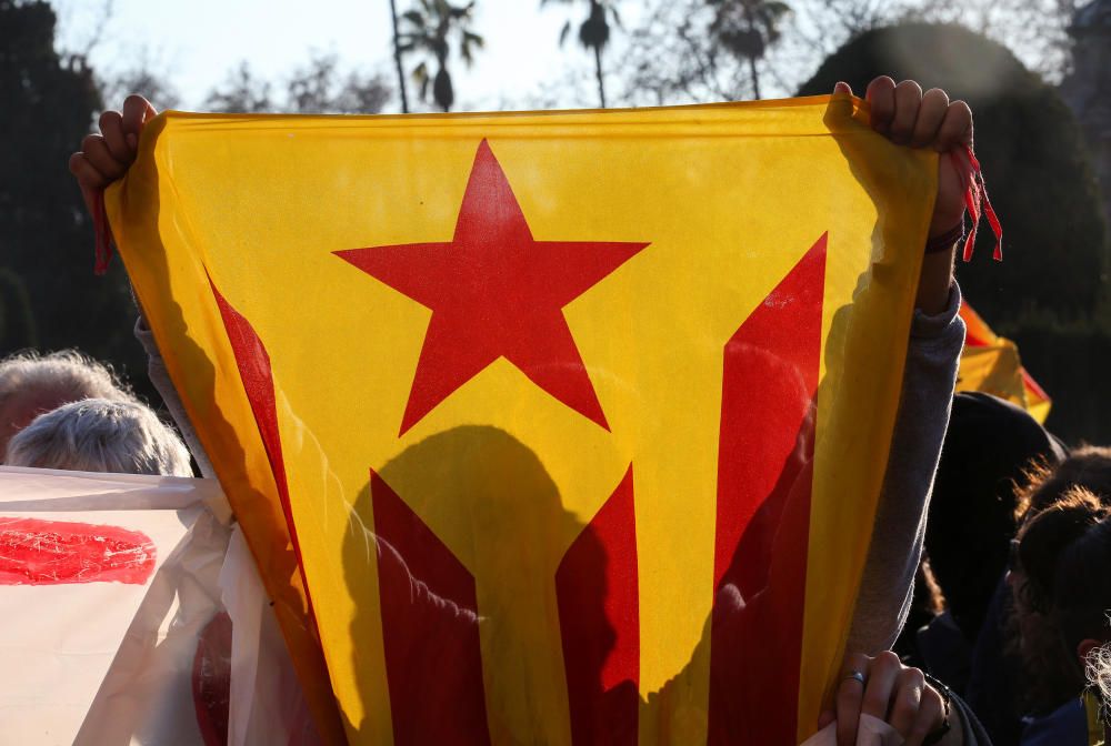 Manifestants al Parlament.