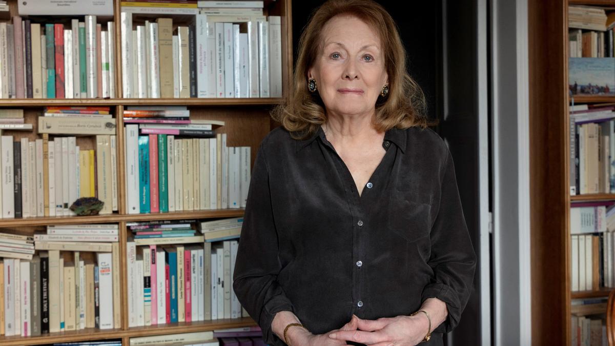 Nobel Prize in Literature 2022 The announcement of the 2022 Nobel Prize in literature in Borshuset in Stockholm, Sweden, October 6, 2022. French author Annie Ernaux, the Nobel Prize Laureate in Literature 2022 poses for a photograph. Francesca Mantovani-editions Gallimard/Handout via REUTERS